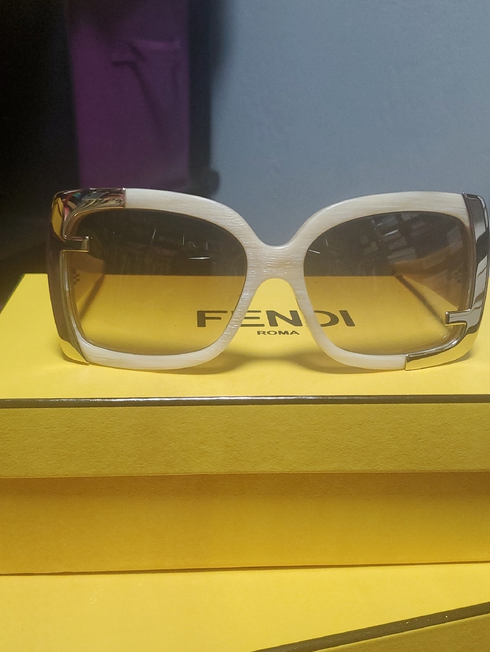 Fendi Oversized  Sunglasses